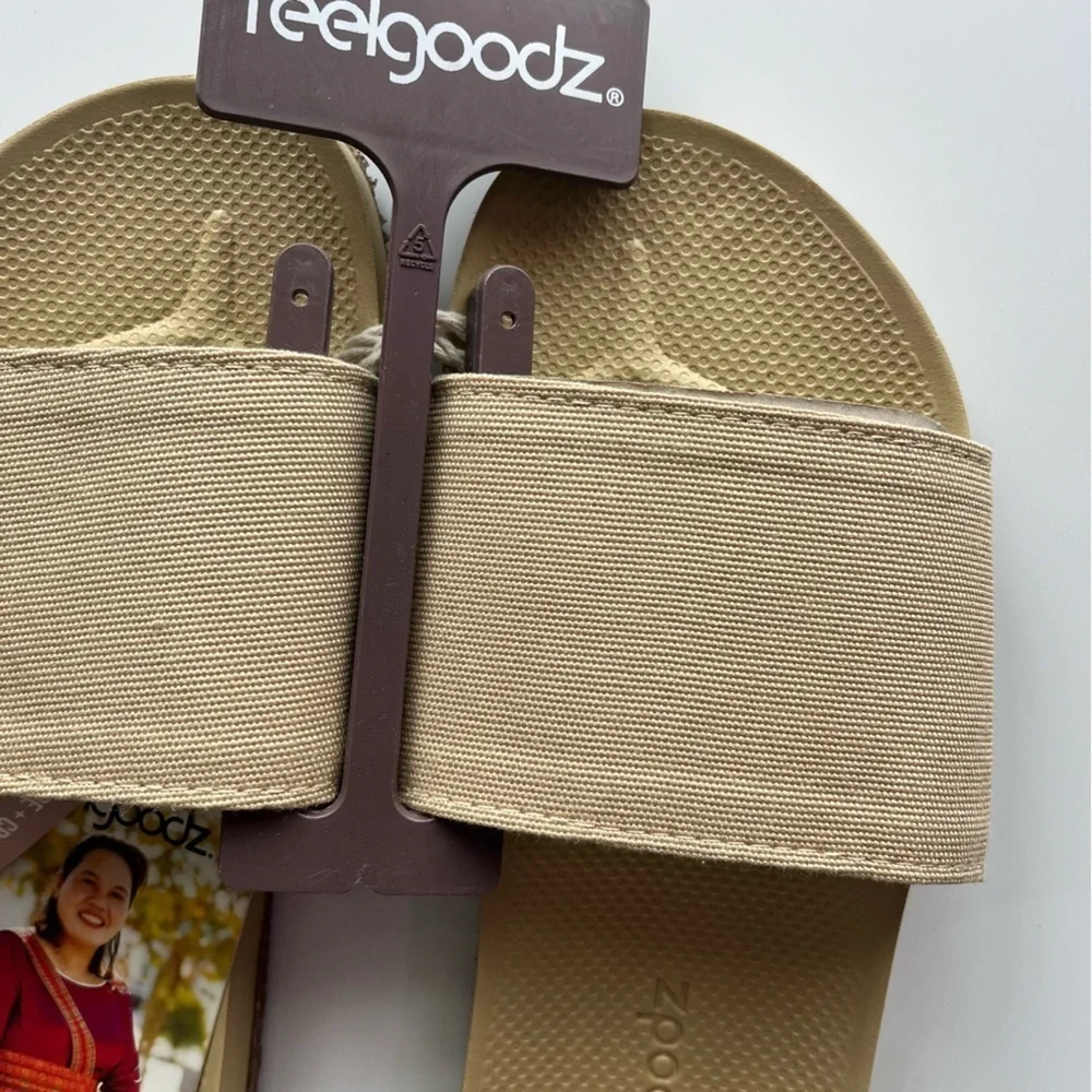 Feelgoodz • NWT Khaki Easy Day Slide On Sandals